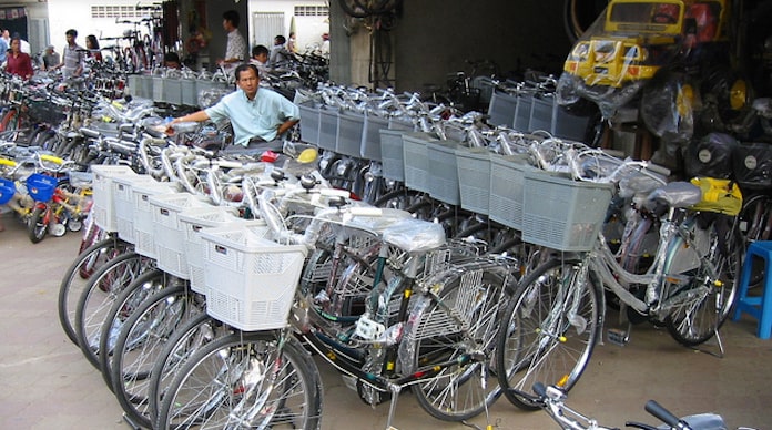 Cycling in Phnom Penh