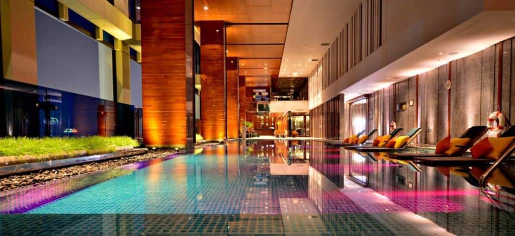 Bangkok's best city center hotels, 5 star luxury reviewed 2016 - The Renaissance Hotel Bangkok Ratchaprasong