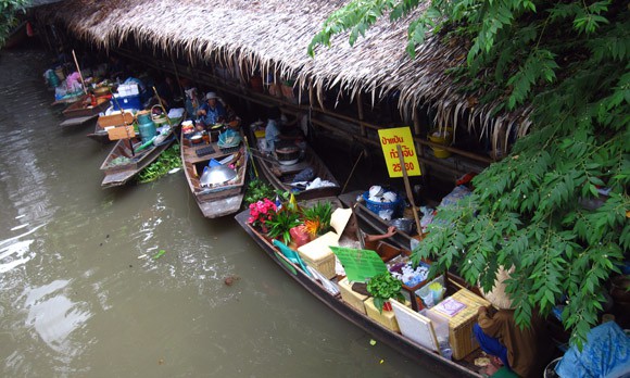 4.    Khlong Lat Mayom Floating Market