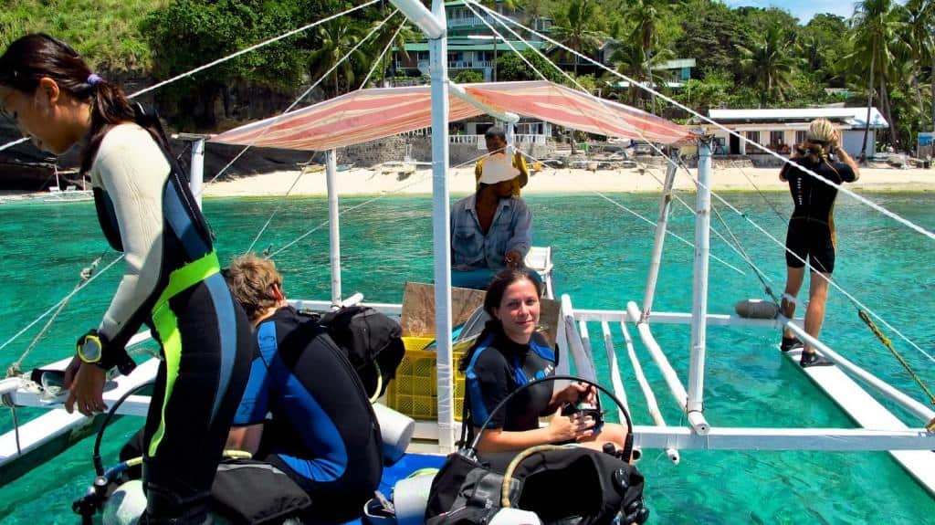 Dive Site #1: Apo Island, Negros Oriental - Scuba Diving in The Philippines: Top 10 Dive Sites