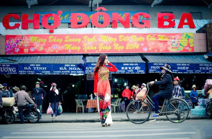 3. Dong Ba Market - 8 Markets in Vietnam That You Will Love