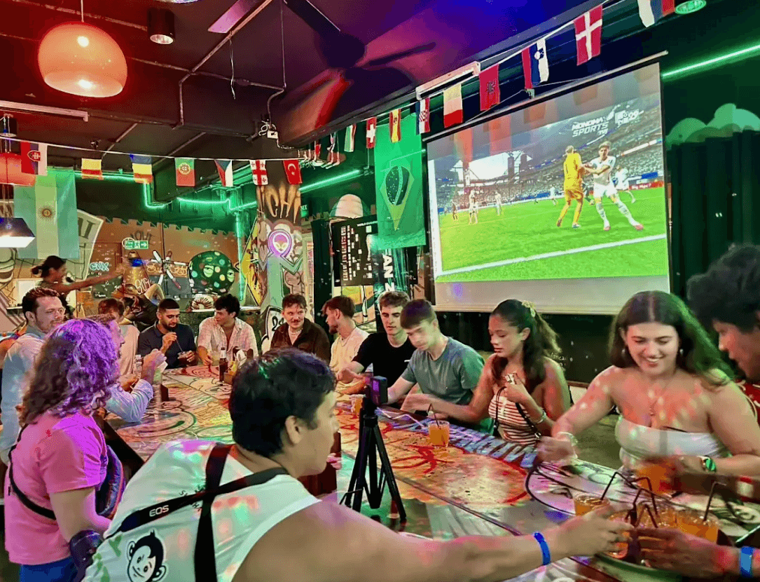 THE MEET UP @ MAD MONKEY CHIANG MAI — photo 7