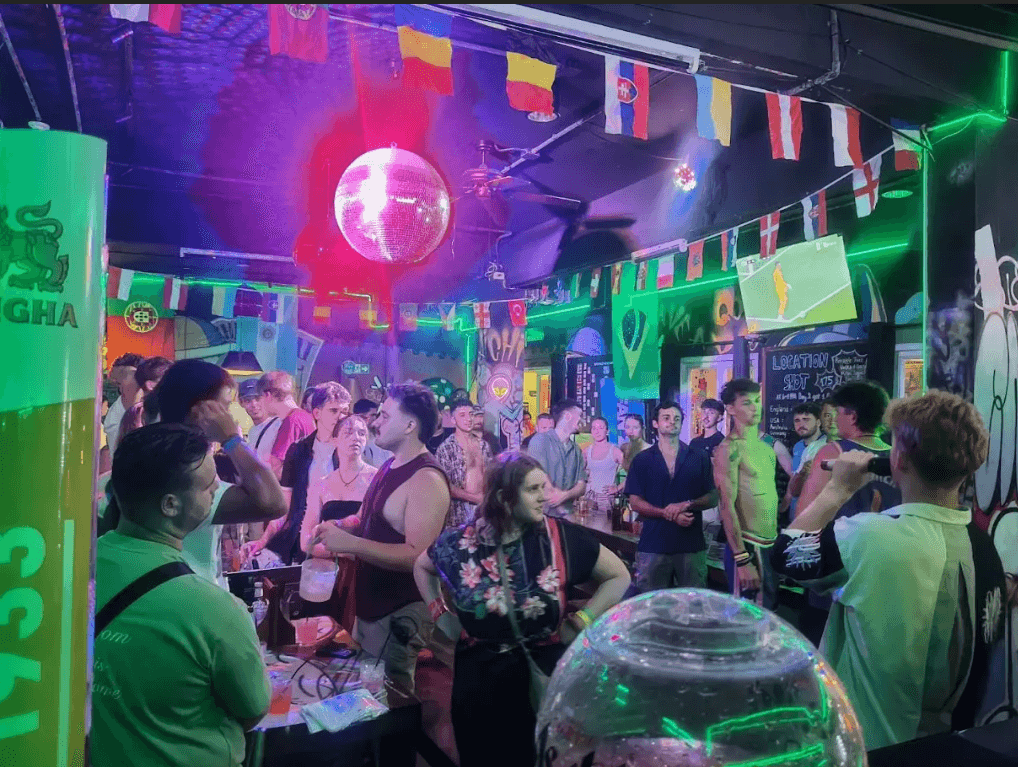 THE MEET UP @ MAD MONKEY CHIANG MAI — photo 8