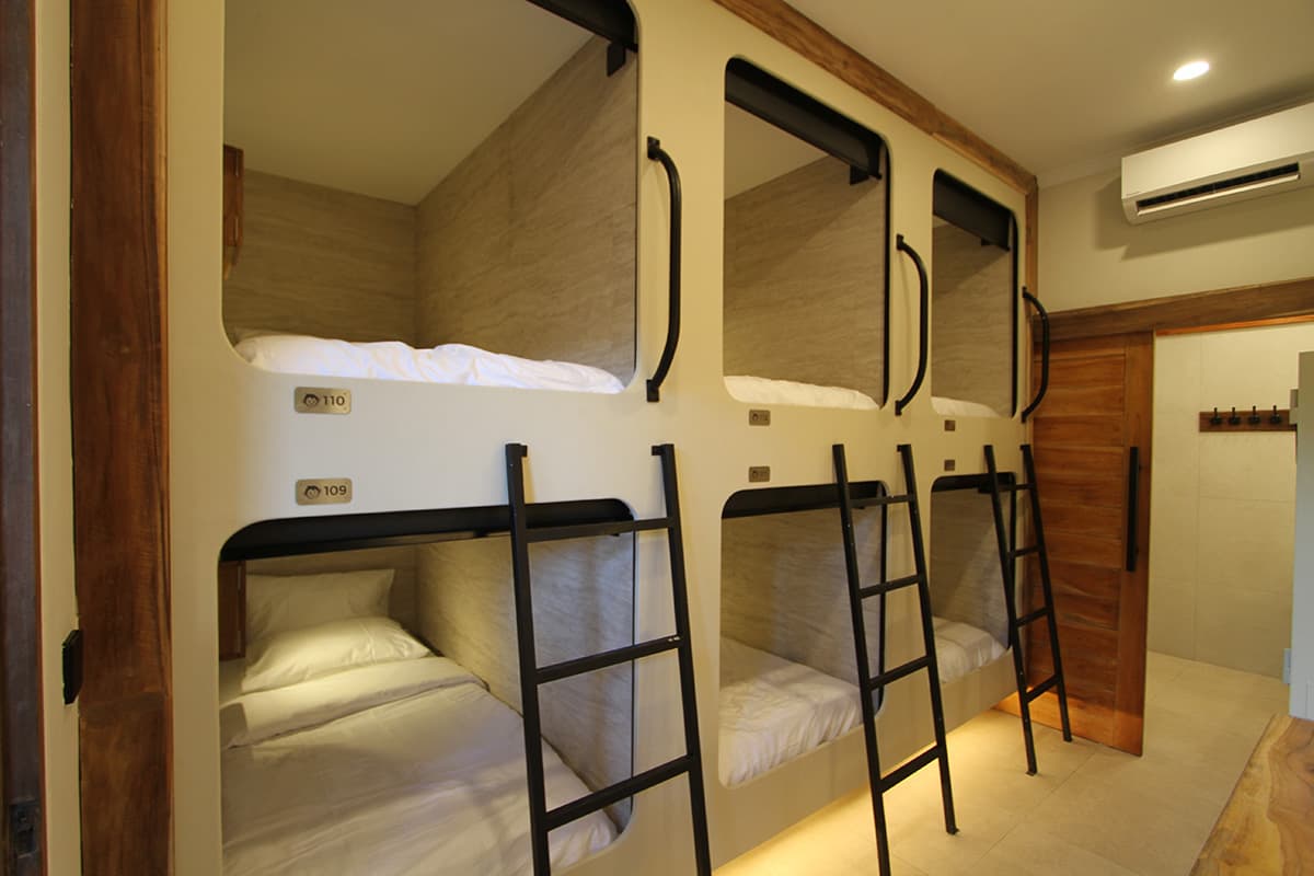 Superior 6-Bed Female Dorm +