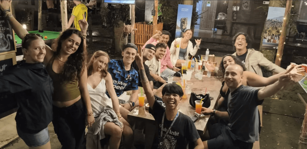 THE MEET UP @ MAD MONKEY PAI — photo 4