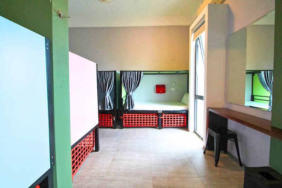 Superior 6 Bed Female Dorm
