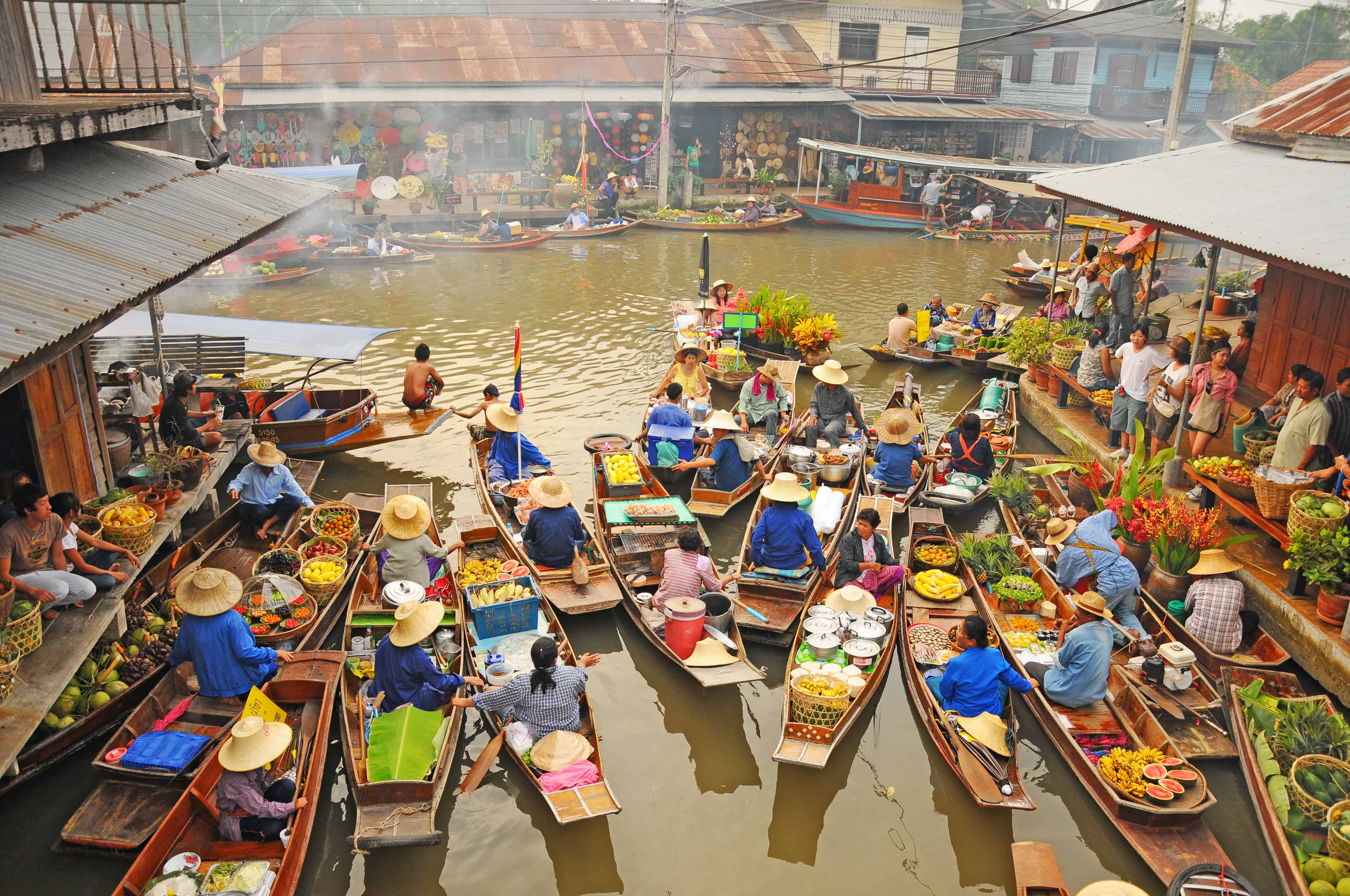Бангкок в апреле. Река Квай плавучий рынок. Плавучий рынок Дамноен Садуак. Дамноен Садуак Бангкок. Плавучий рынок Талинг Чан.