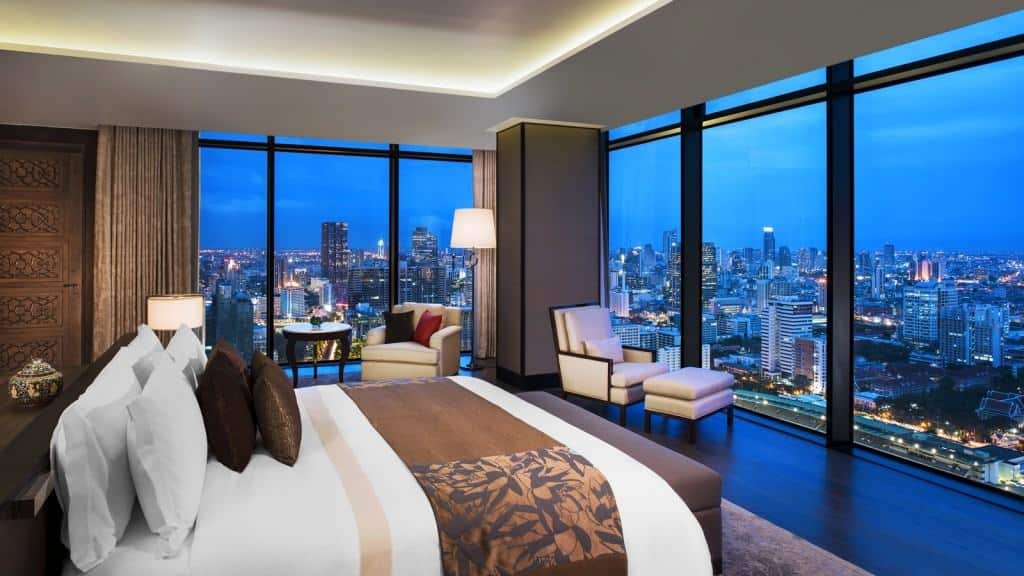 Bangkok's best city center 5 star luxury hotels - The St Regis Hotel Bangkok
