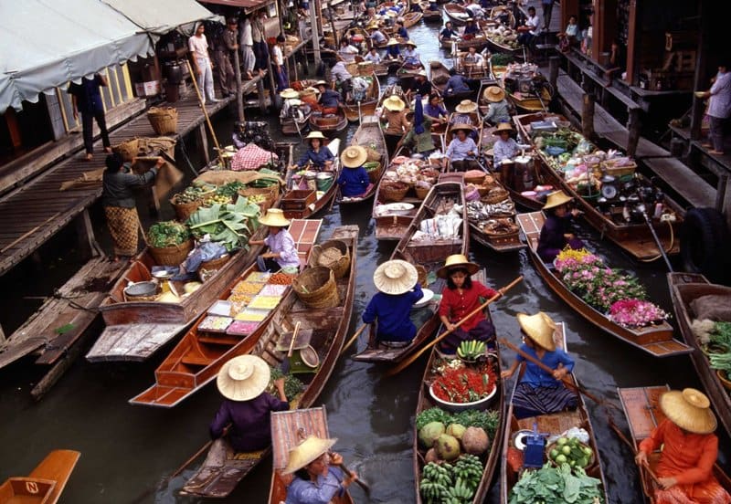 Damnoen-Saduak-Floating-Market-Ratchaburi-bangkok