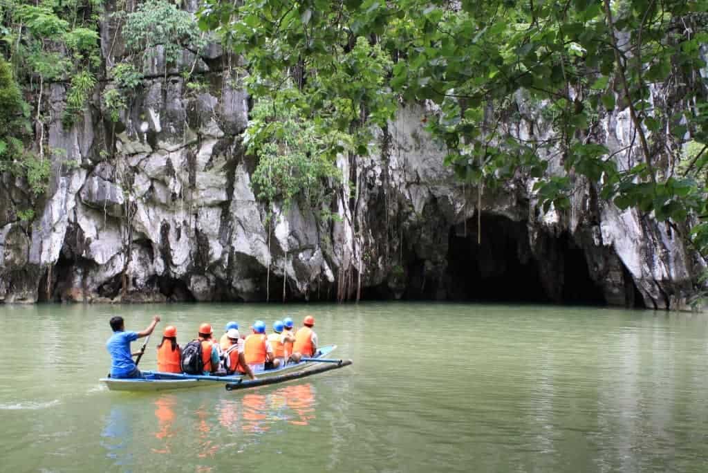 1. Puerto Princesa Underground River - Spelunking in the Philippines: Top 3 Caves