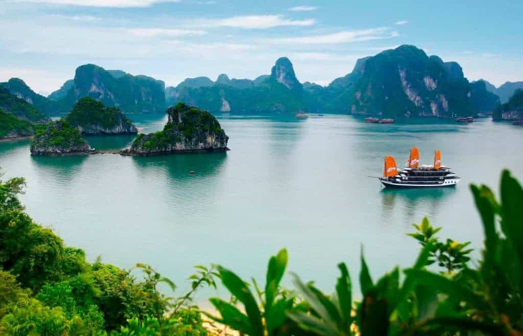 2. NORTHEAST VIETNAM (Đông Bắc) - Get to know the 8 beautiful regions of Vietnam