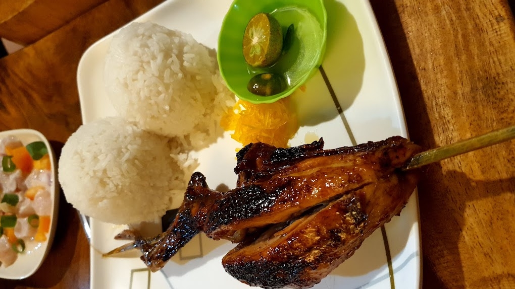 Food from Jo's Chicken Inato in Dumaguete, Philippines